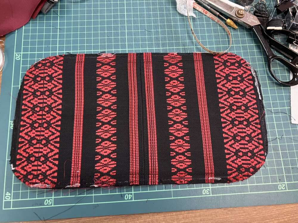 バッグの制作途中・バッグの底の部分